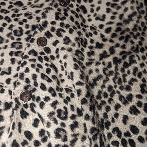 Animal Print Top - Picture 7 of 10